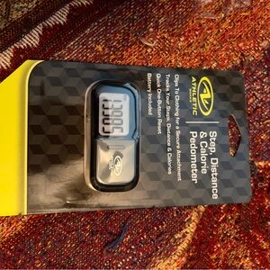 Step Distance and calorie pedometer NWT